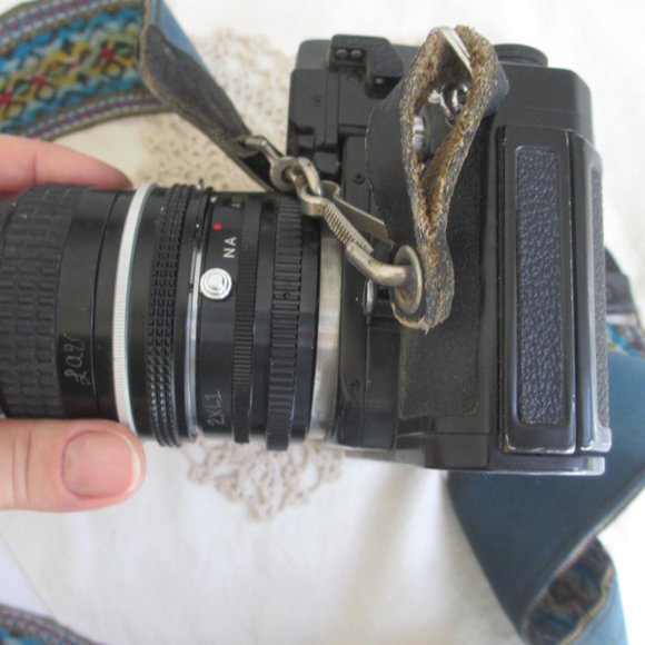 Nikon F2AS 35 mm SLR Film Camera w/28 mm Lens - Picture 10 of 10